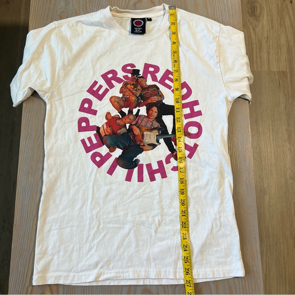 Red Hot Chili Peppers unlimited love world tour 2024 t shirt size small - Picture 5 of 7